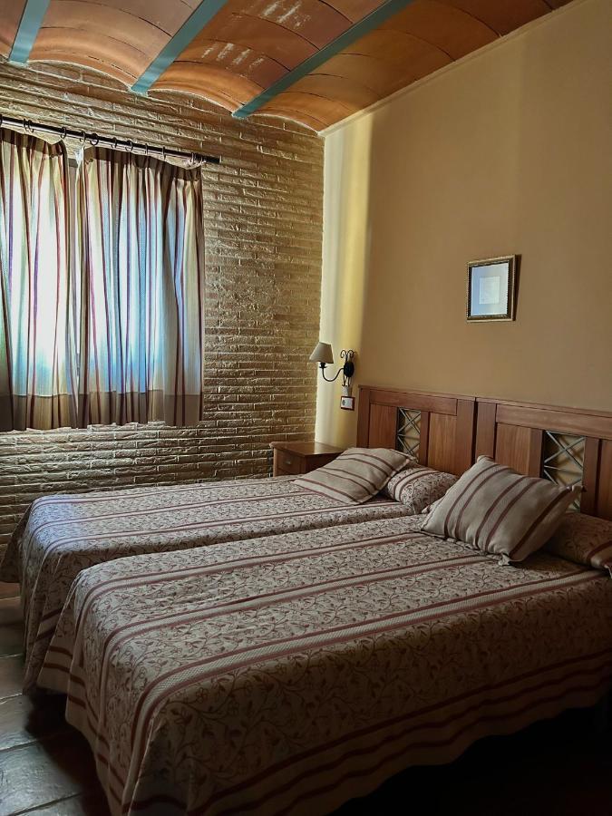 Hostal Meson Del Rey Olocau del Rey Exterior photo